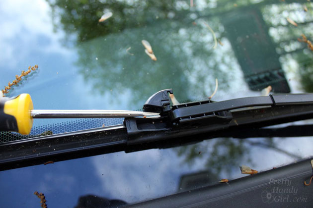 2 Minute Wiper Blade Change | Pretty Handy Girl
