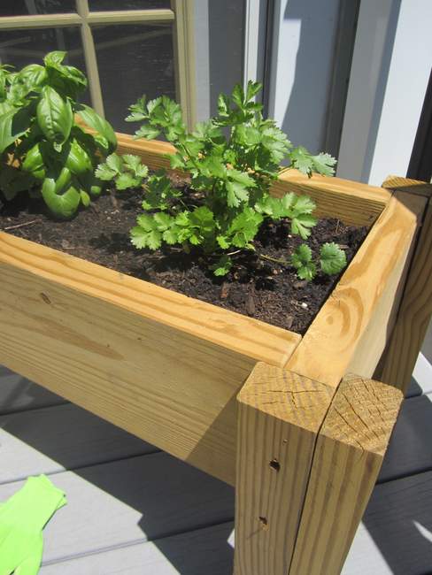 Scrap Wood Planter Box