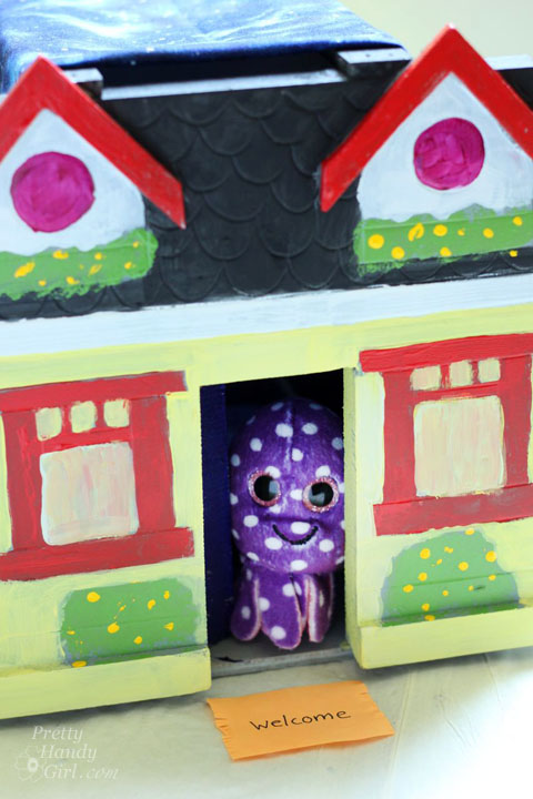 Little Playhouse | Pretty Handy Girl