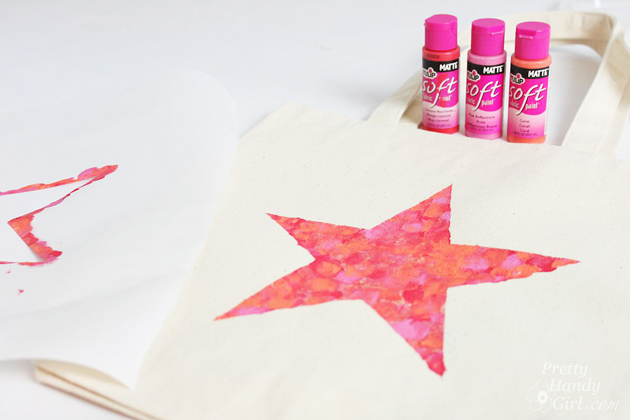 Piped Tote Bag Tutorial | Pretty Handy Girl