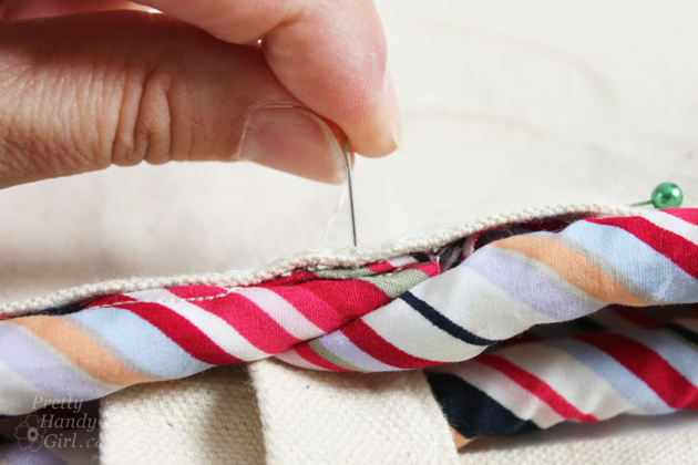 Piped Tote Bag Tutorial | Pretty Handy Girl