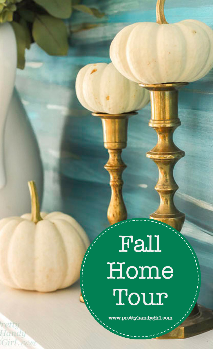 Check out this eclectic and colorful fall home tour from Pretty Handy Girl! | Fall home decor ideas | #prettyhandygirl #fallhomedecor #fallhometour