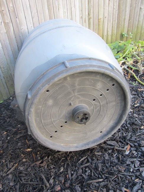 How to Winterize Your Rain Barrel