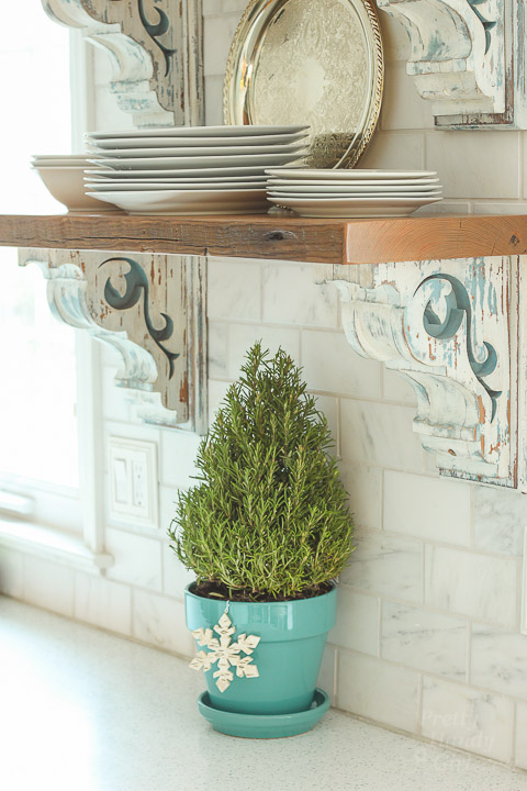 Holiday Home Tour - Kitchen | Pretty Handy Girl