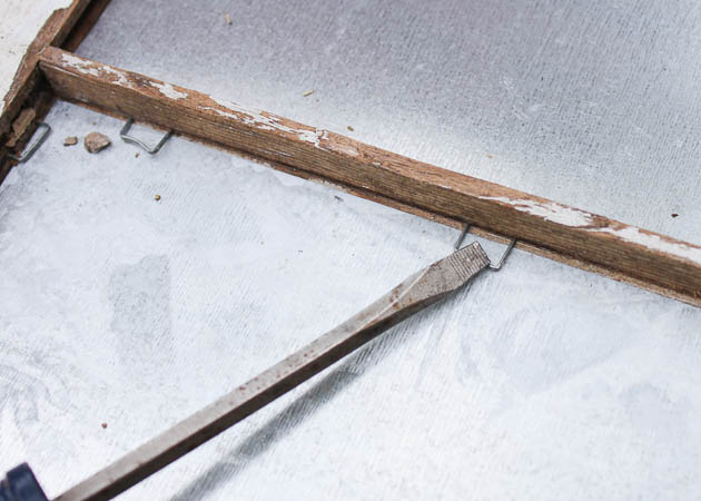 press-staples-down-onto-metal