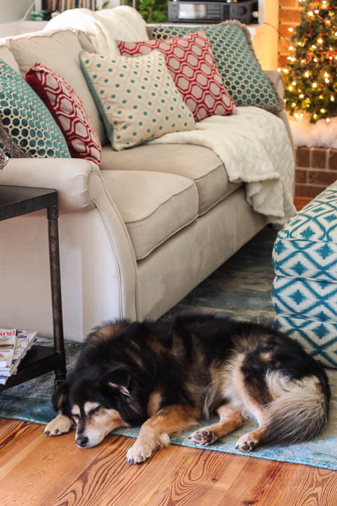 Holiday Home Tour 2015 - Living Room | Pretty Handy Girl