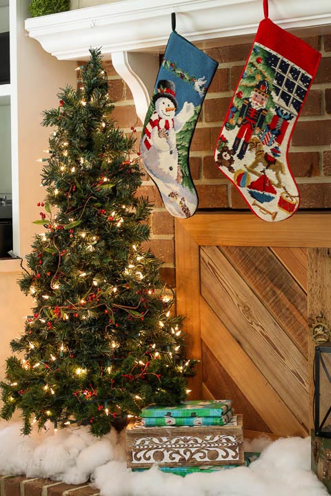 Holiday Home Tour 2015 - Living Room | Pretty Handy Girl