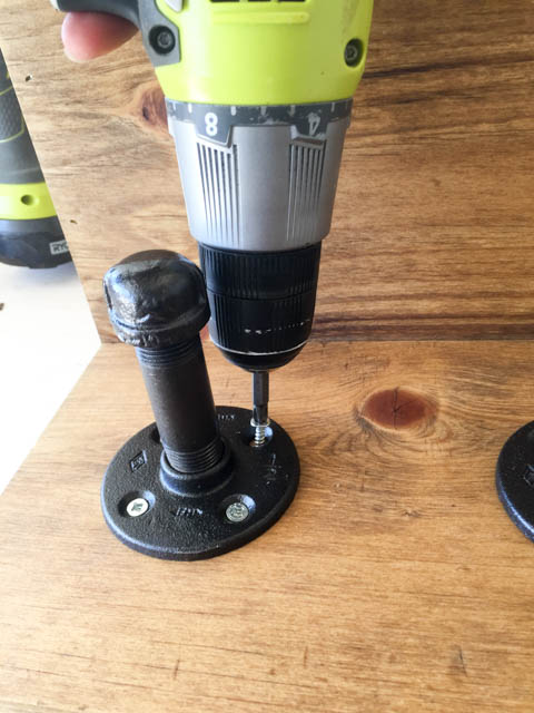 attach_pipe_fittings_to_wood
