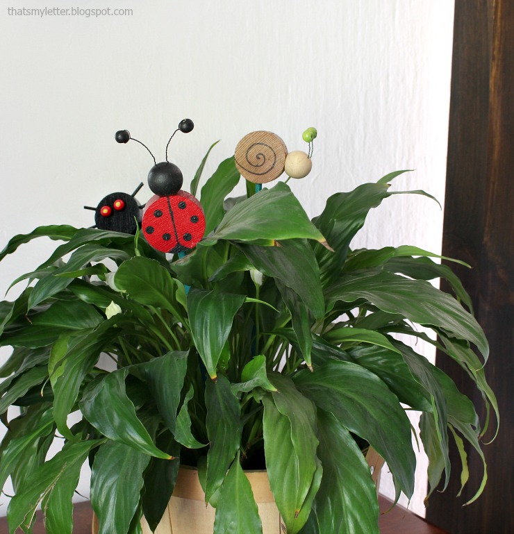 critter plant stakes 5