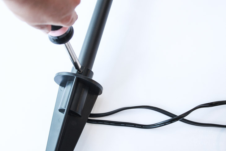 How to Install Low Voltage Landscape Lights (that also repel mosquitos!) | Pretty Handy Girl