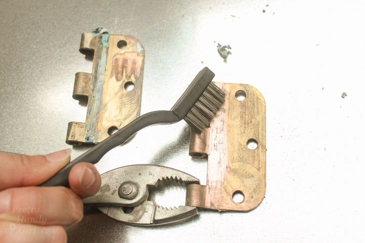 wire brush paint off hinges