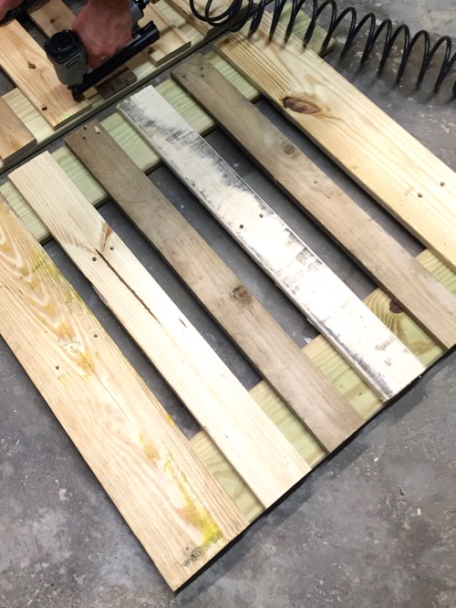 How to Make an Air Conditioner Screen from Pallets