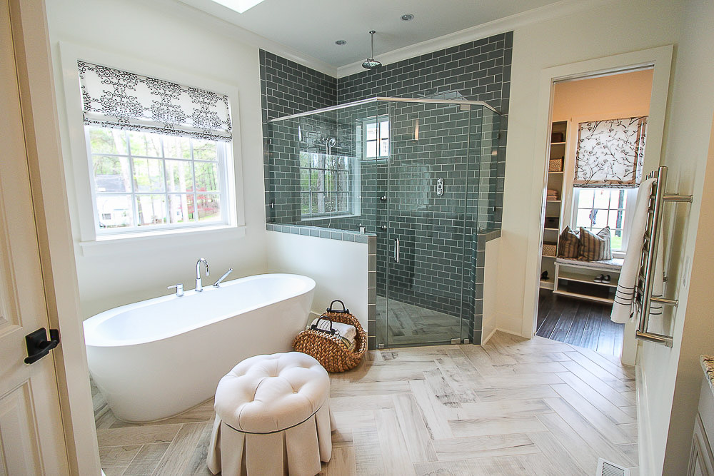 DIY Ways to Decorate Your Bathroom for Function and Beauty