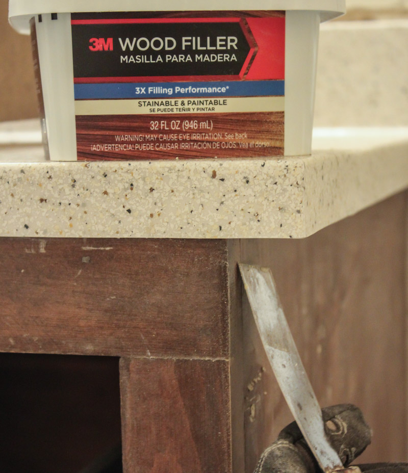 wood-putty-cracks-holes