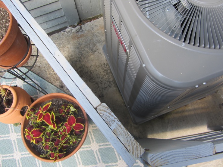 How to Make an Air Conditioner Screen from Pallets