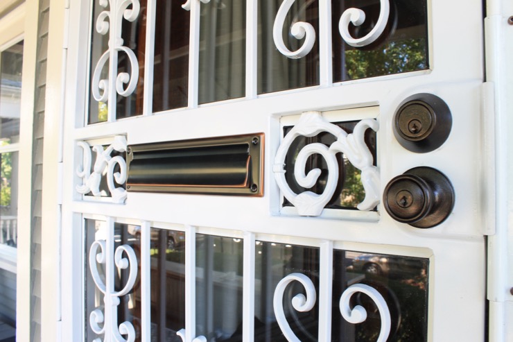 How to Repaint a Metal Storm Door