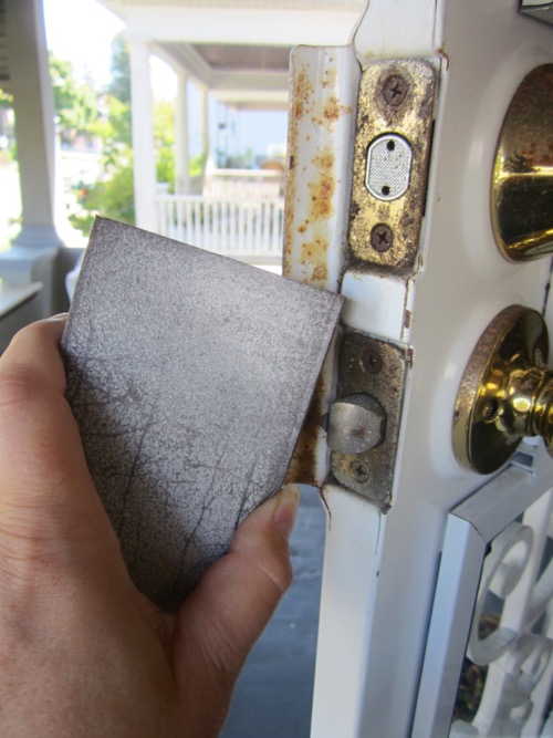 How to Repaint a Metal Storm Door