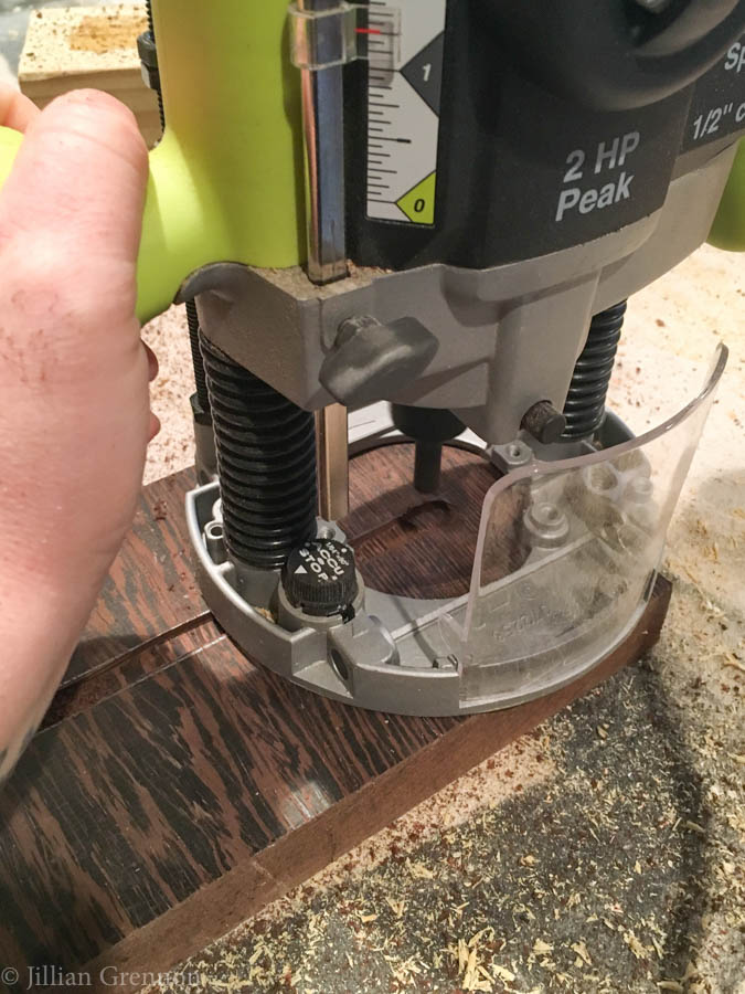 This DIY cell phone holder and charging station is a great last minute gift idea.