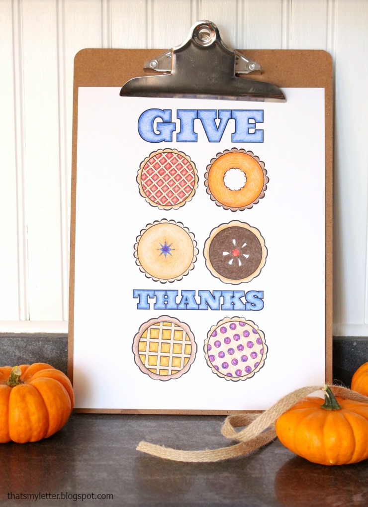 Pick up this FREE Thanksgiving pie printable for a fun coloring activity to do as a family! | Pretty Handy Girl #prettyhandygirl #printable #thanksgivingprintable