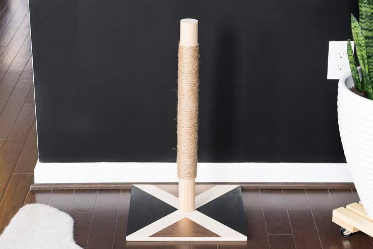 Modern Cat Scratcher DIY-12 Modern DIY Cat Scratcher Post