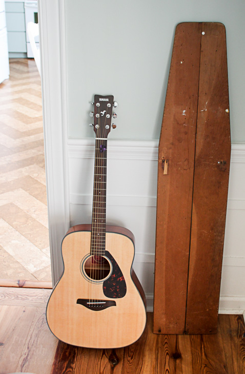 DIY Folding Guitar Stand | Pretty Handy Girl