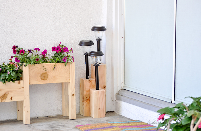 How to make an easy solar light stand