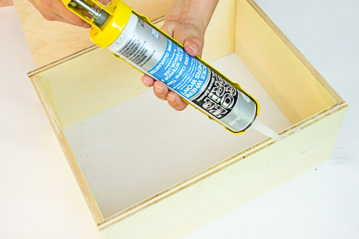 Make Your Own Chalkboard Front Drawers | Organized Pantry | Pretty Handy Girl
