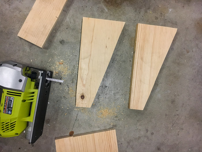 How to make a DIY footrest using scrap wood