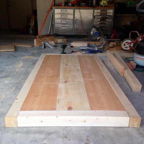 How to Build a Chunky X Farmhouse Table