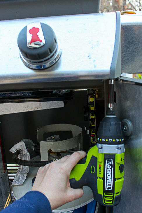How to Replace a Grill Igniter