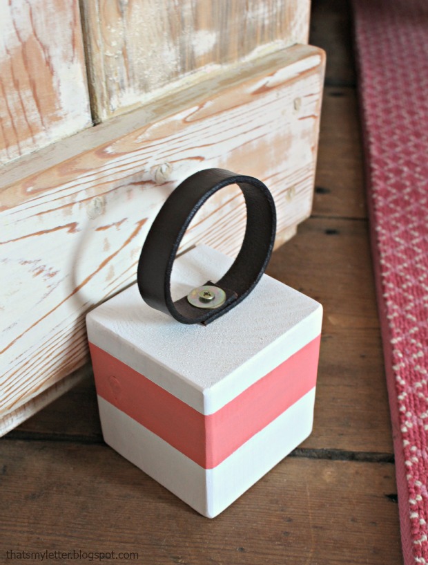 door stop with handle 