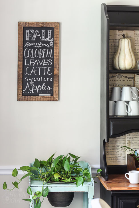 Fall leaves chalkboard sign
