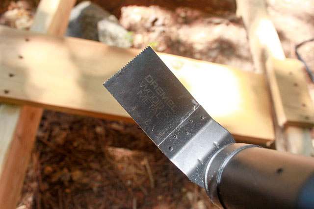 4 of the Easiest Ways to Remove Pallet Wood