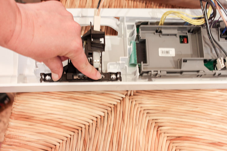 How to Repair a Dishwasher