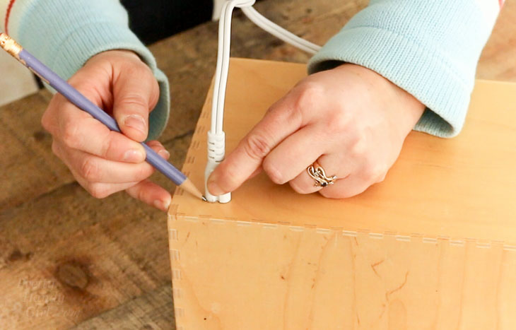 draw around plug end of cord