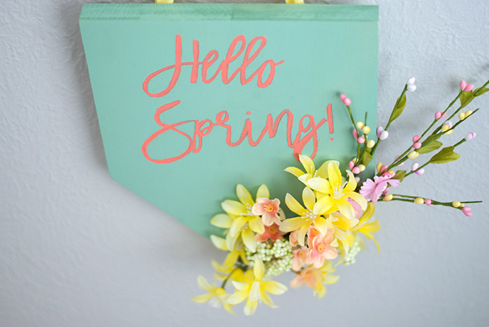 pretty cheerful spring plaque
