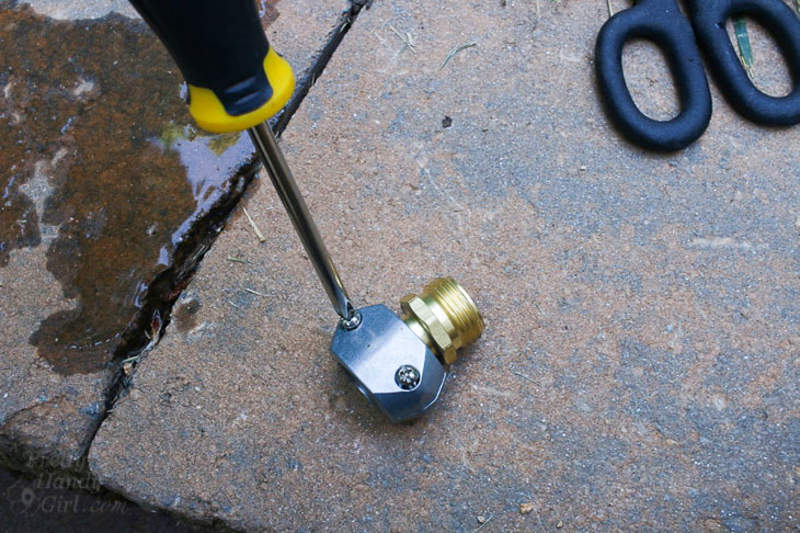 unscrew clamp