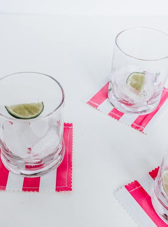 Tutorial for making these DIY oilcloth, water resistant drink coasters for Summer!