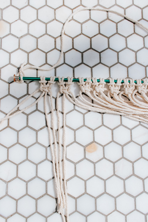 Complete a Row of Alternating Square knots