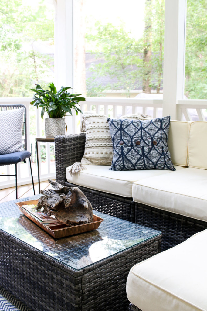 screened in porch