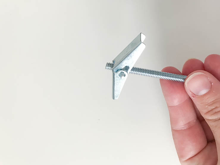 Toggle bolt open