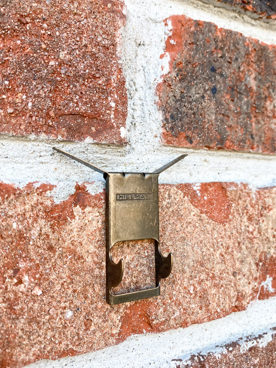 Brick hanger placed and ready to use