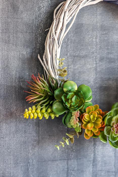 One side view of finished succulent wreath