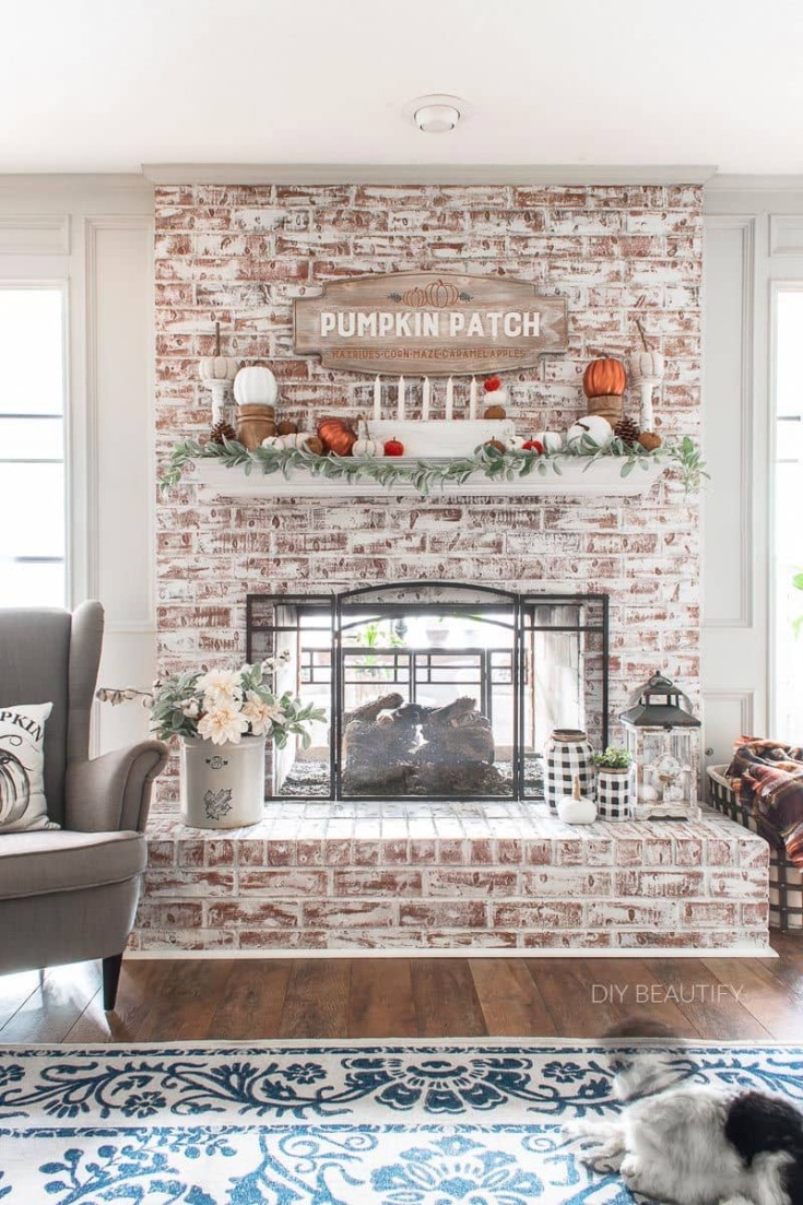 how to decorate a fall mantel in minutes